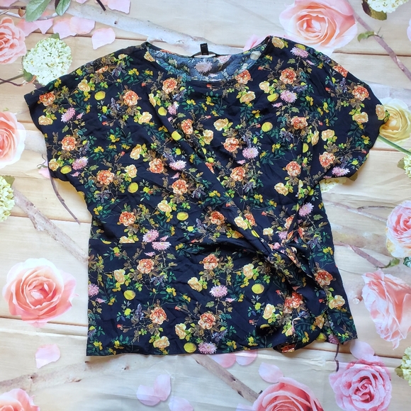 Banana Republic top - Picture 2 of 5